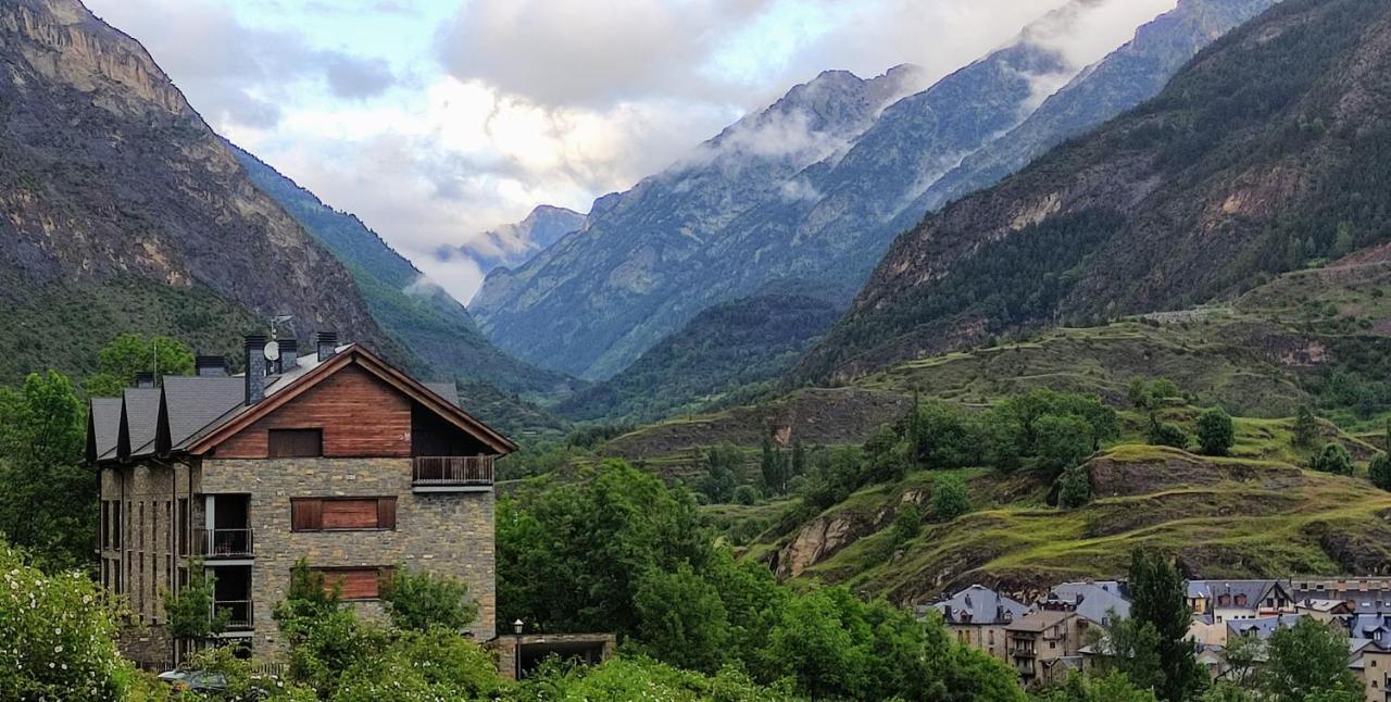 Pleta Del Mon Leilighet Benasque Eksteriør bilde