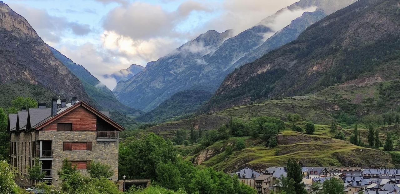 Pleta Del Mon Leilighet Benasque Eksteriør bilde