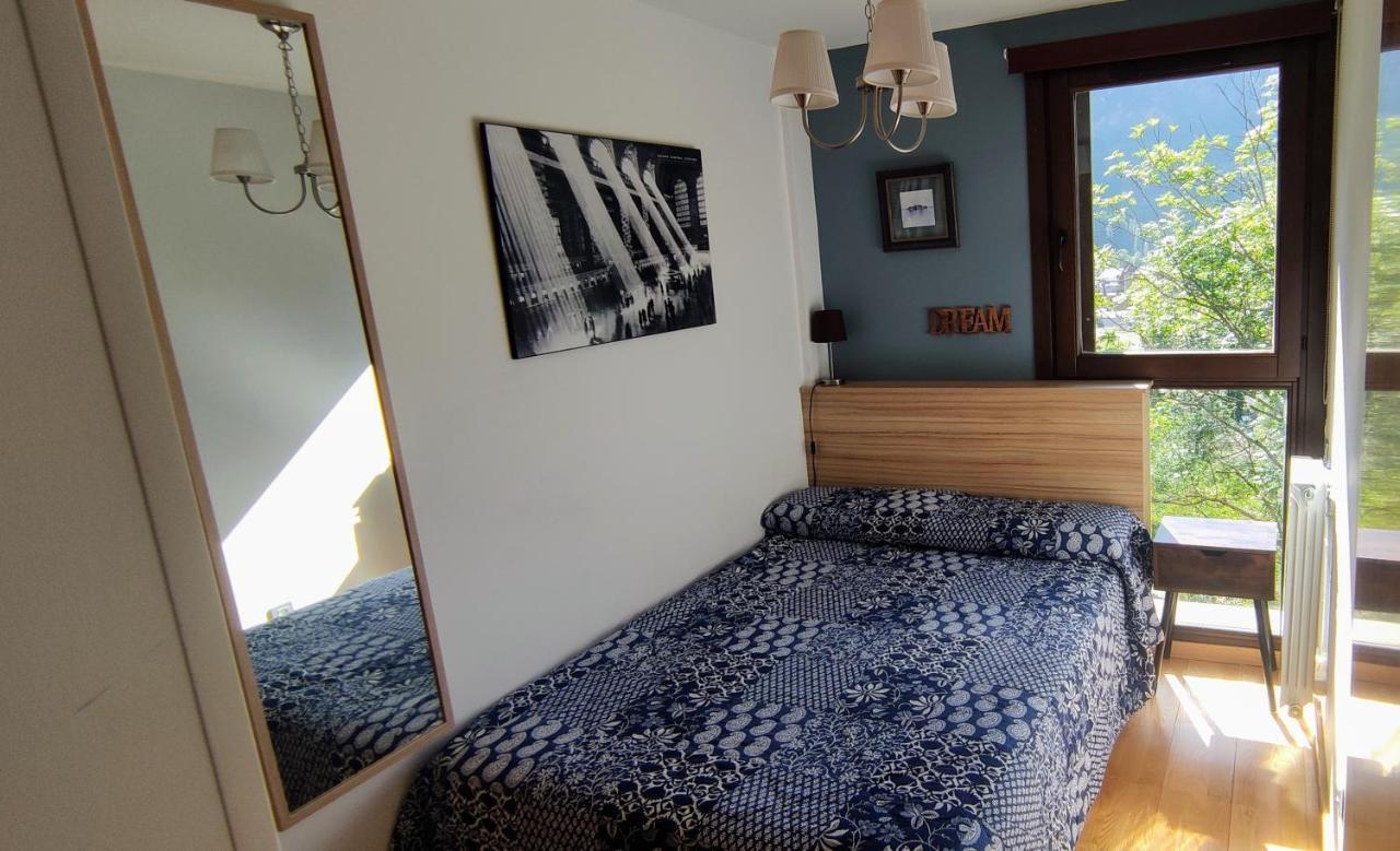 Pleta Del Mon Leilighet Benasque Eksteriør bilde